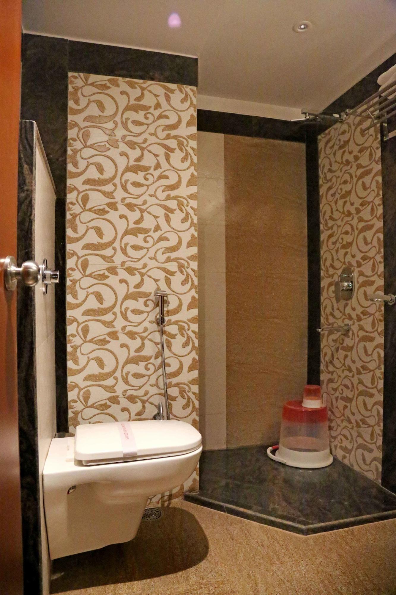 Hotel Varanasi Inn Екстер'єр фото