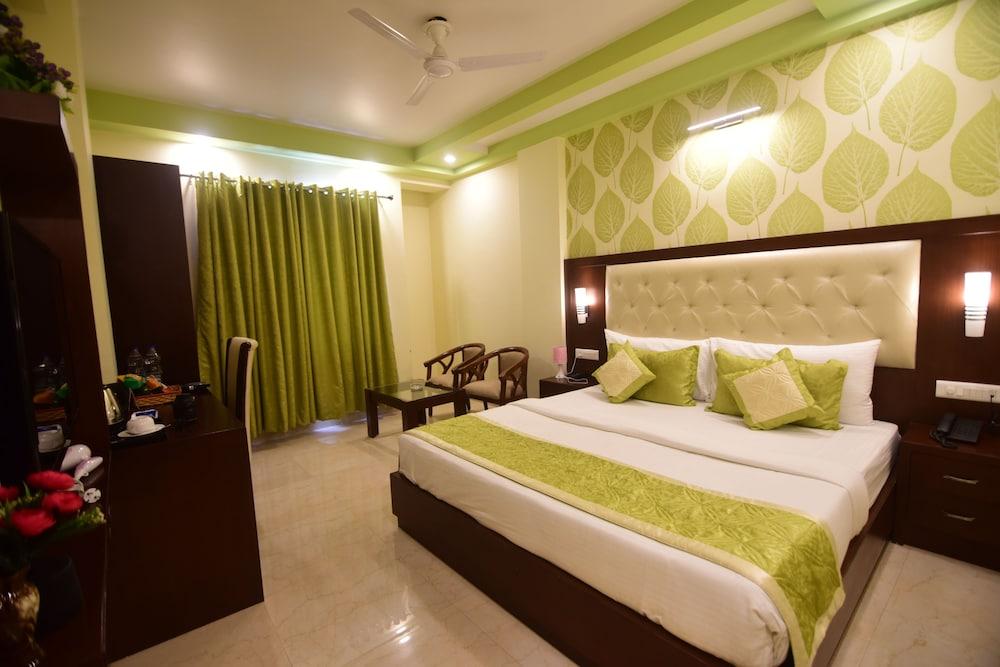 Hotel Varanasi Inn Екстер'єр фото