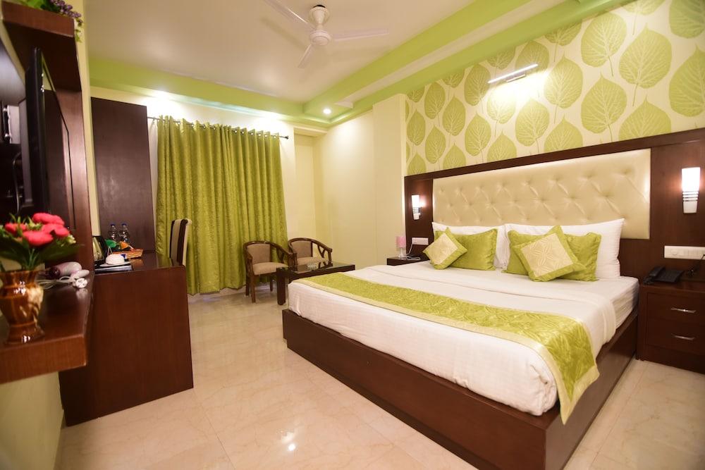 Hotel Varanasi Inn Екстер'єр фото